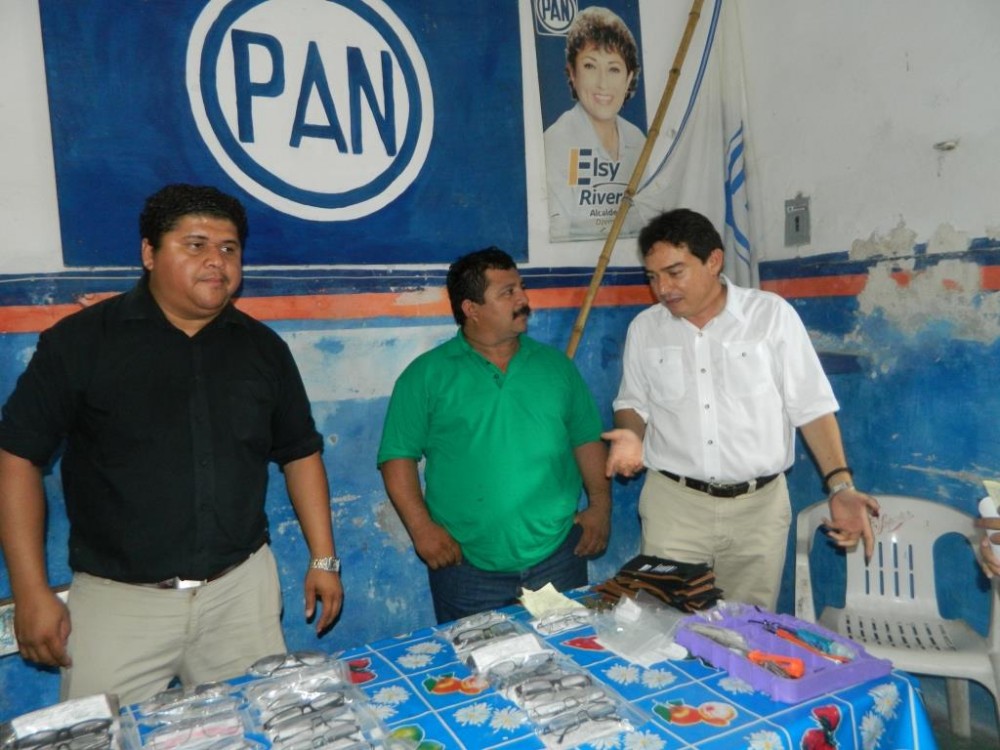 El programa de Salud Visual ha favorecido a cientos de yucatecos, está vez, beneficiamos a más de 60 yucatecos en el municipio de Dzemul, Yucatán.