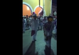 Bailando jarana en la inauguración del convite en Conkal, Yucatán